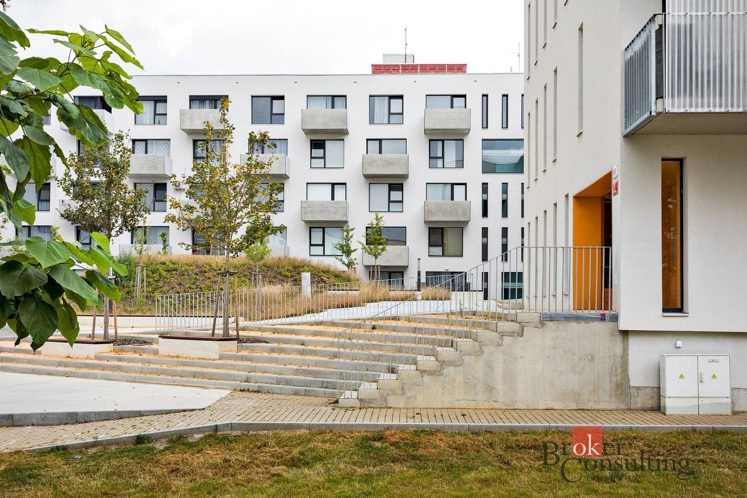 2+kk, Mutěnická, Plzeň - Severní Předměstí, 50 m² - 1