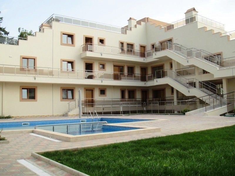 Byty, 987 66, Zahraničí