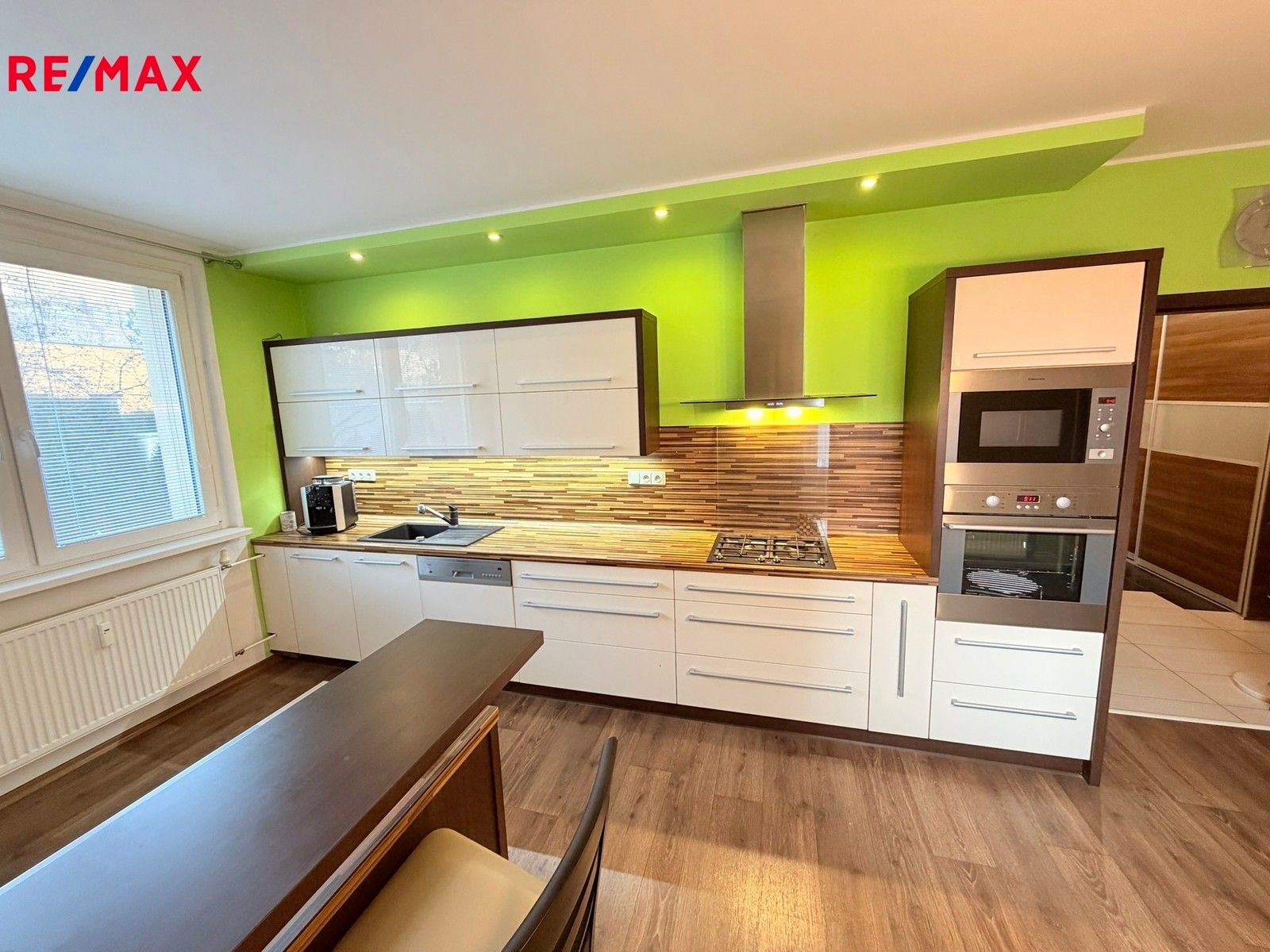 Pronájem byt 2+1 - Dolní Jasenka, Vsetín, 75 m²