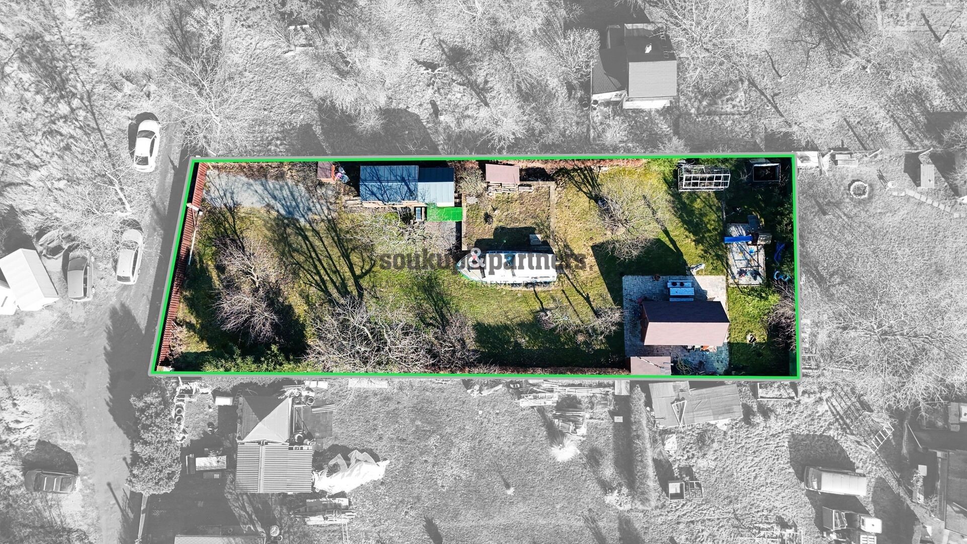 Prodej zahrada - Šárovo kolo, Praha, 977 m²