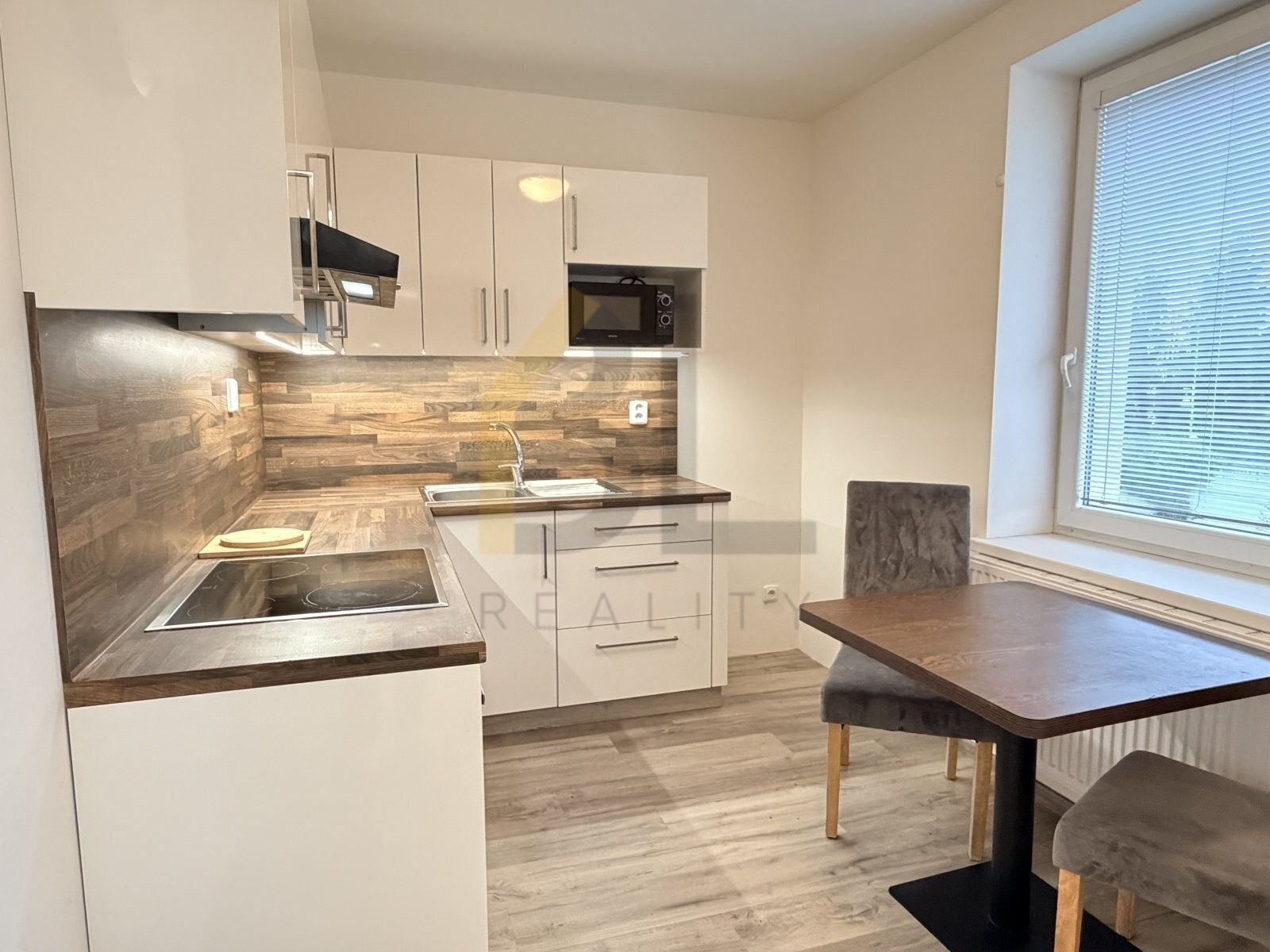 Pronájem byt 1+1 - Pančava, Hodonín, 31 m²