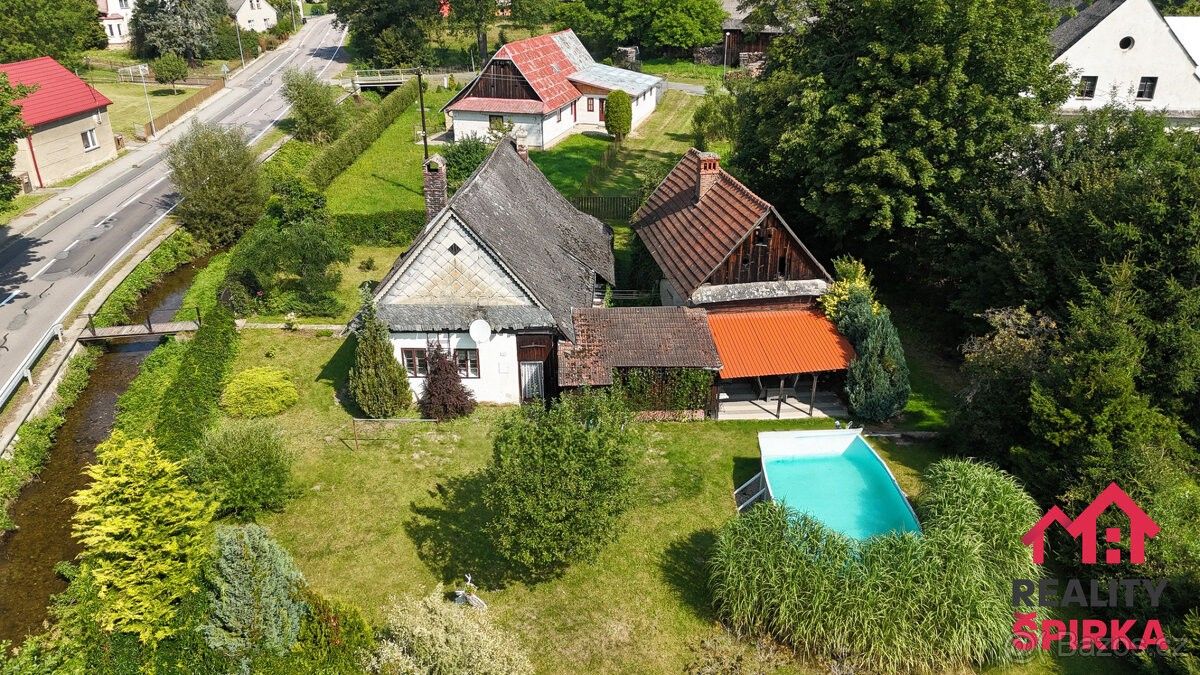 Chaty, Tatenice, 561 31