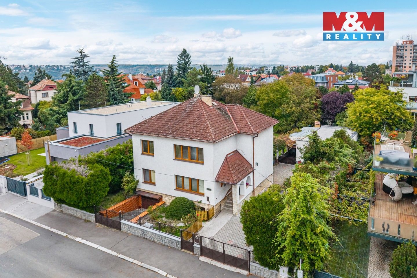 Prodej rodinný dům - Korandova, Praha, 233 m²