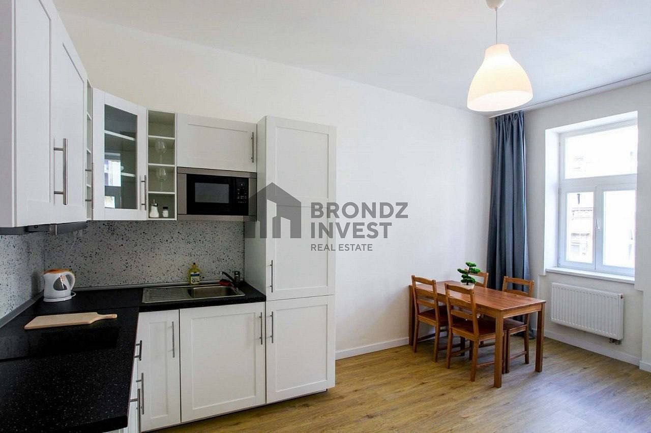 Byt 2+kk · 40 m² · Praha, okres Praha 3, Hlavní město Praha - 3
