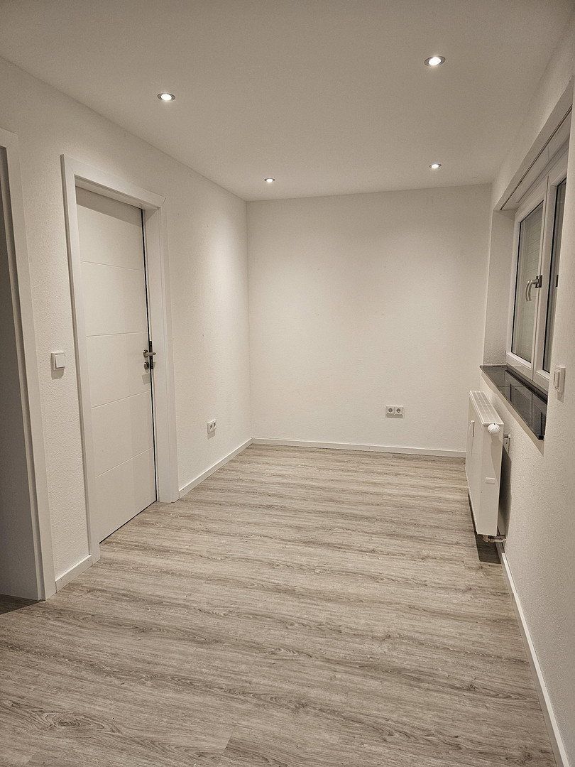 Pronájem byt 4+1 - , Bádensko-Württembersko, 95 m² - 5