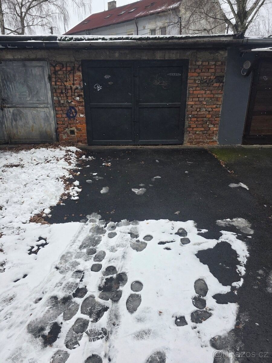 Prodej garáž - Frýdek-Místek, 738 01