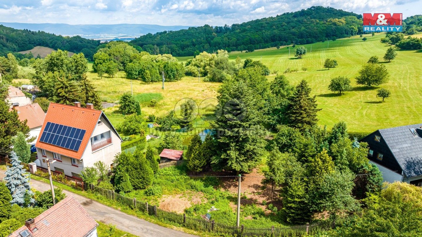 Prodej pozemek pro bydlení - Černčice, Žalany