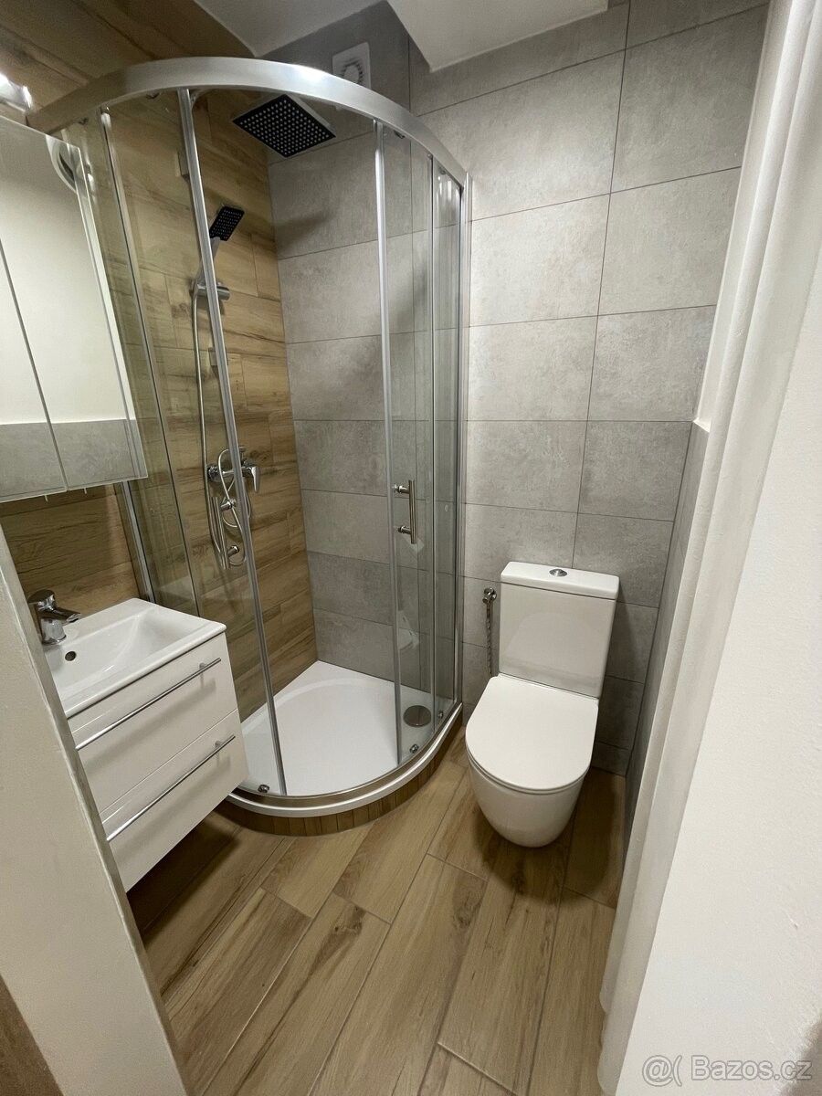 Pronájem byt - Ostrava, 702 00