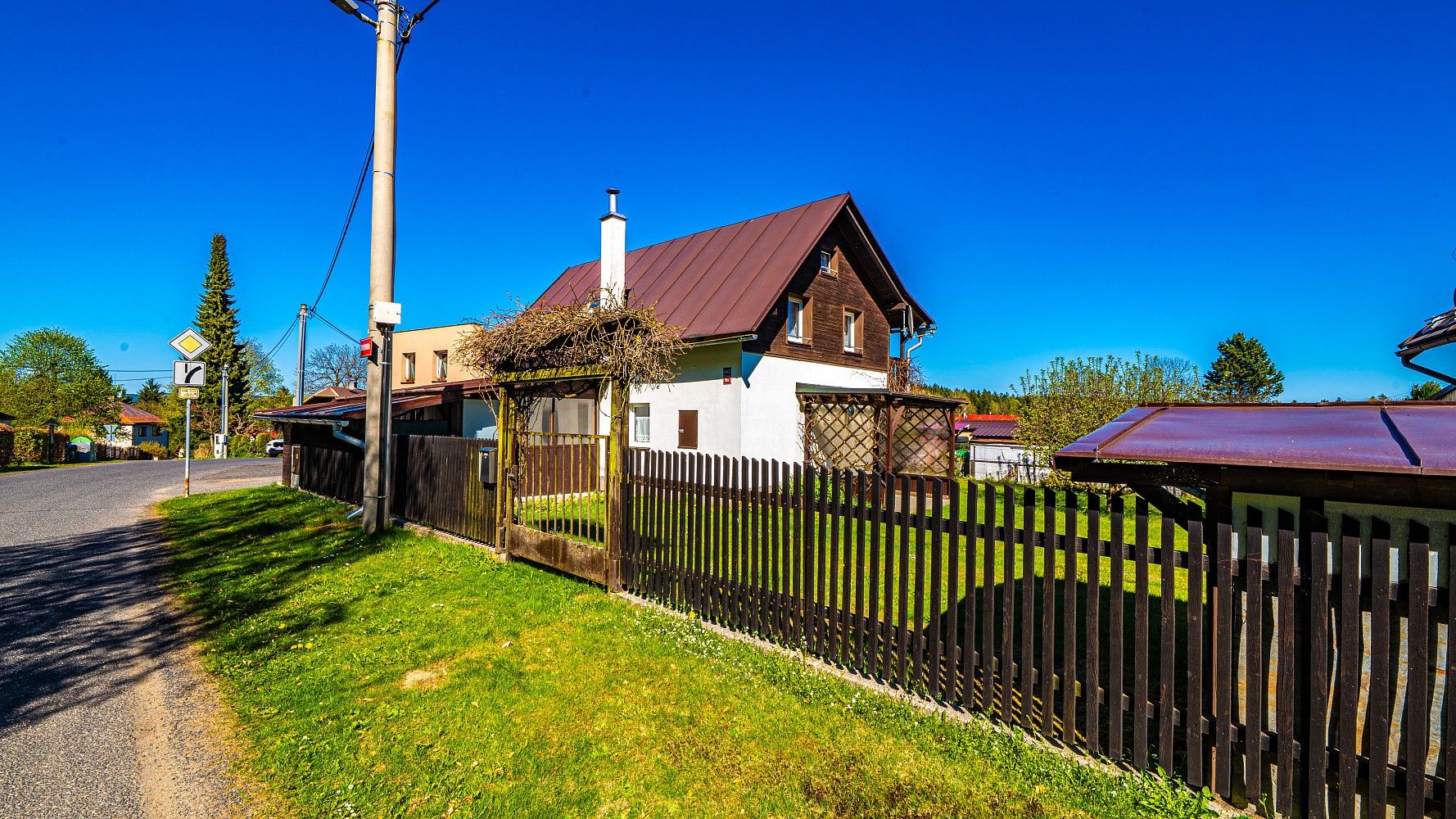 Rodinné domy, Dobrá voda, Jablonec nad Nisou - Vrkoslavice, 90 m² - 1