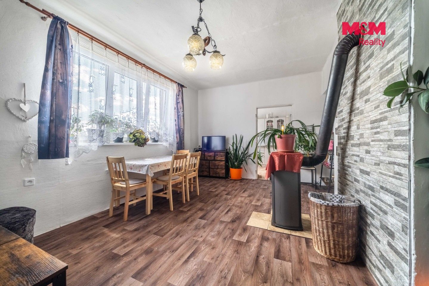 3+1, Suchomasty, 74 m² - 1