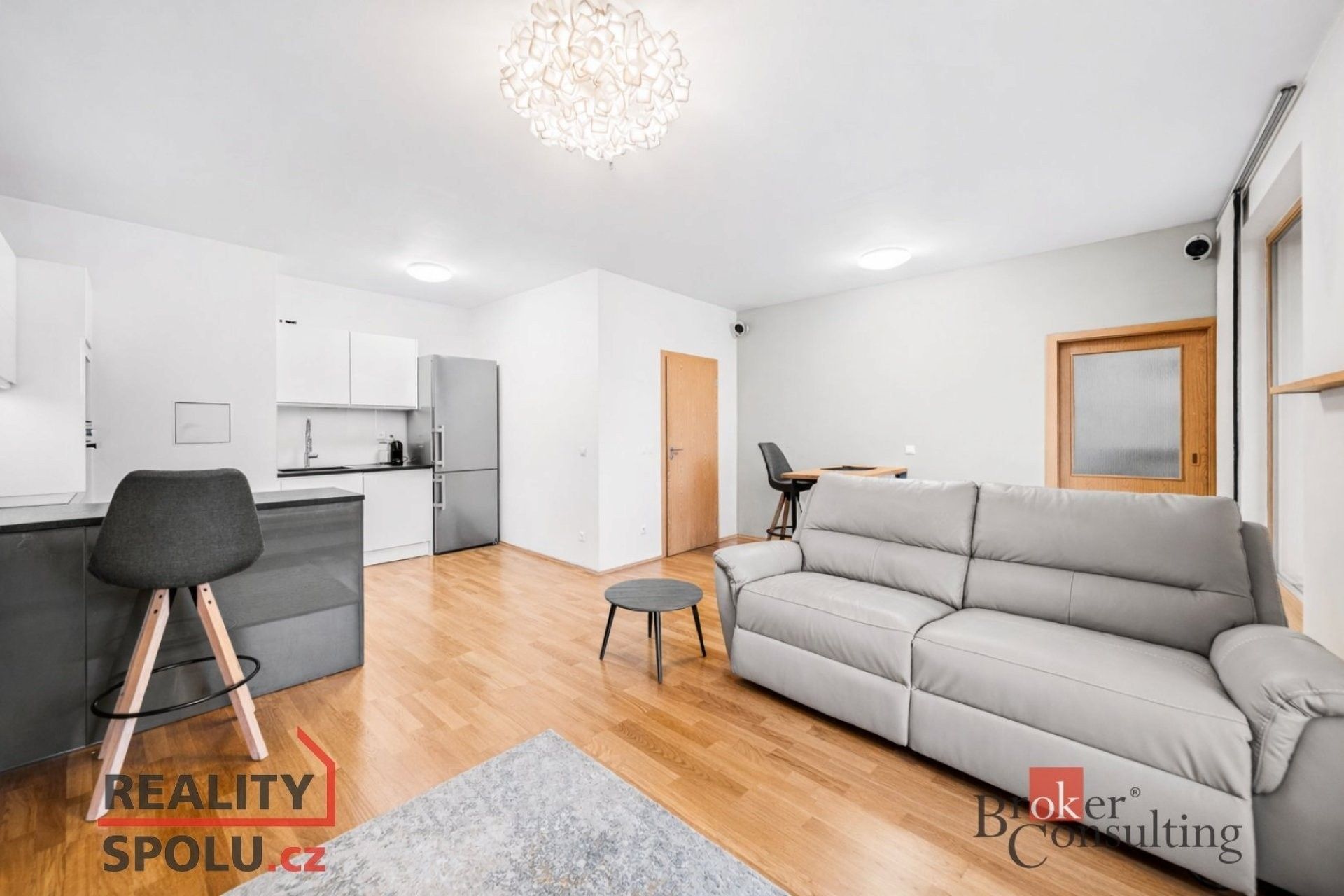 3+kk, Varhulíkové, Praha, 78 m²