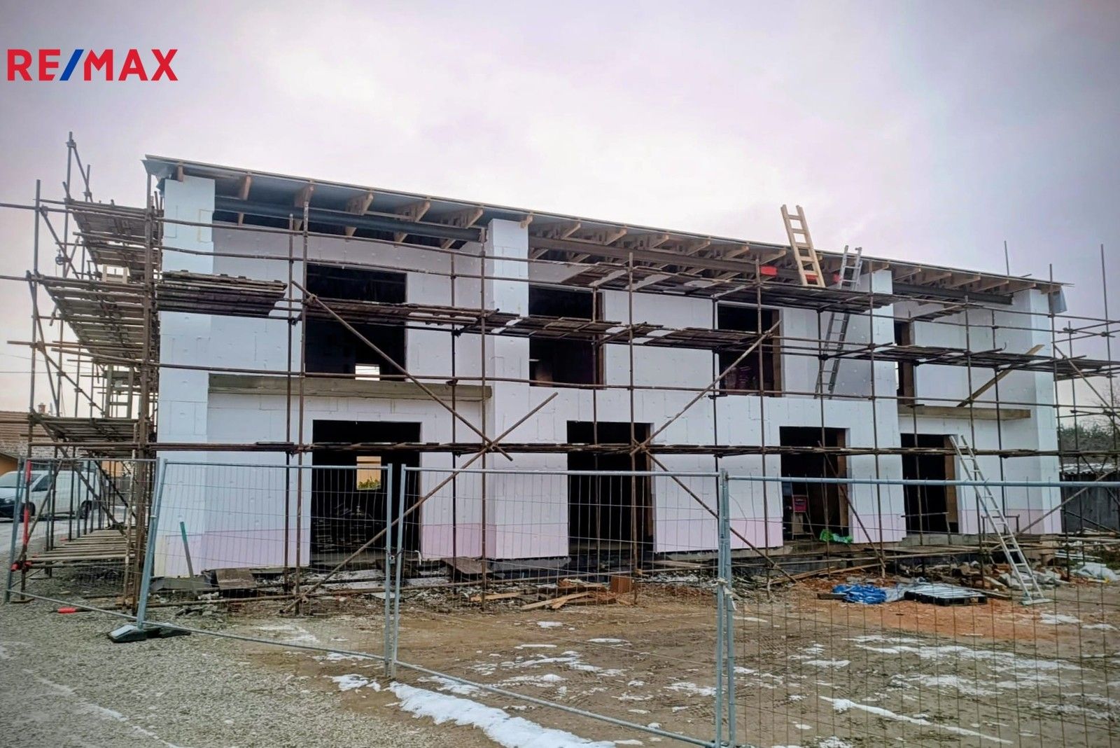 Prodej byt 3+kk - Třeština, 79 m²