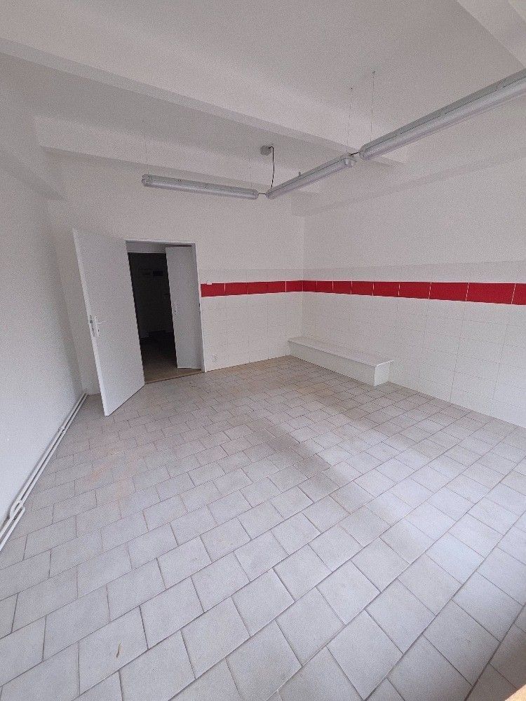 Obchodní prostory, Hollarovo náměstí, Praha - Vinohrady, 50 m² - 1