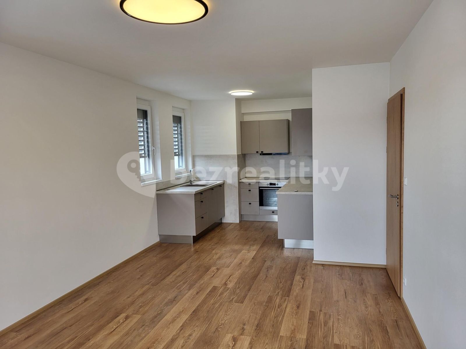 Pronájem byt 2+kk - Pod Harfou, Praha - Vysočany, 54 m² - 5