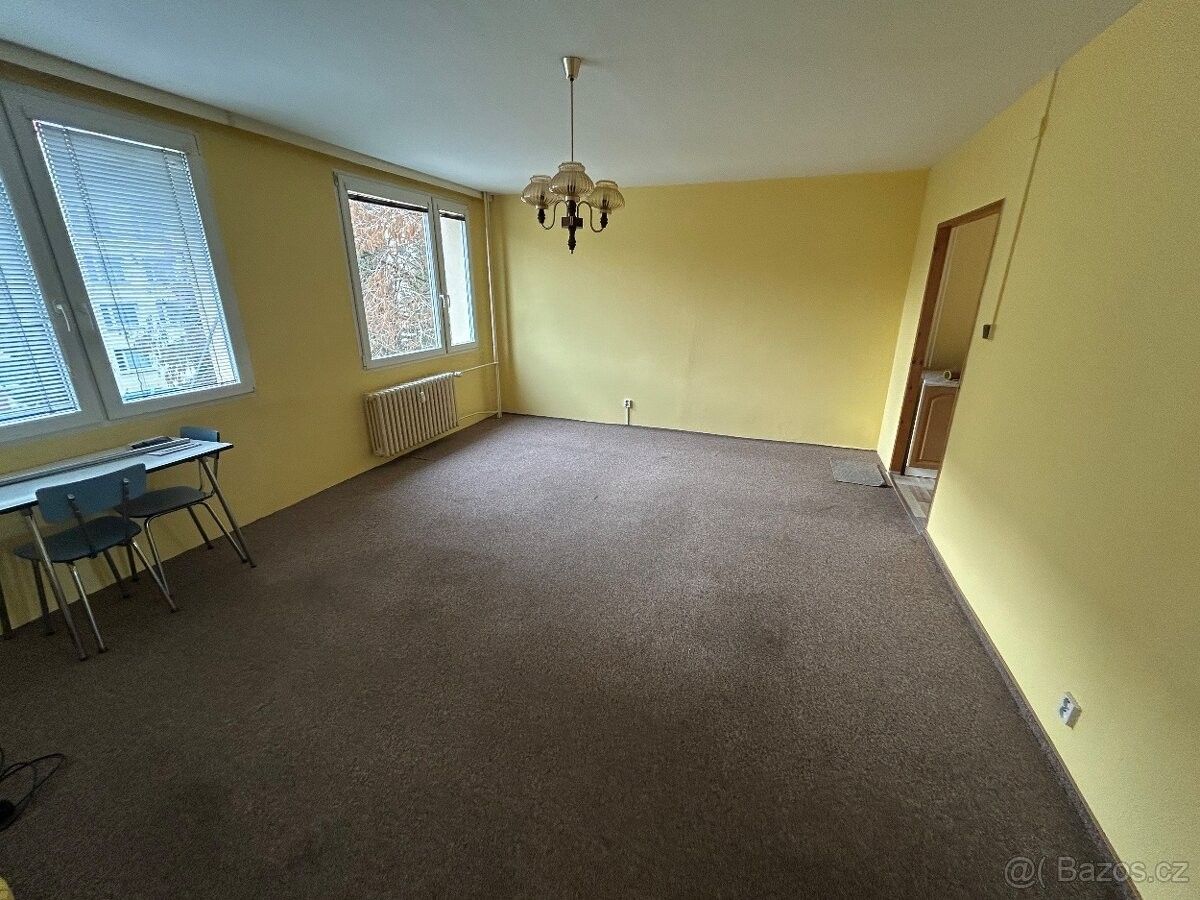 Byty, Kolín, 280 02