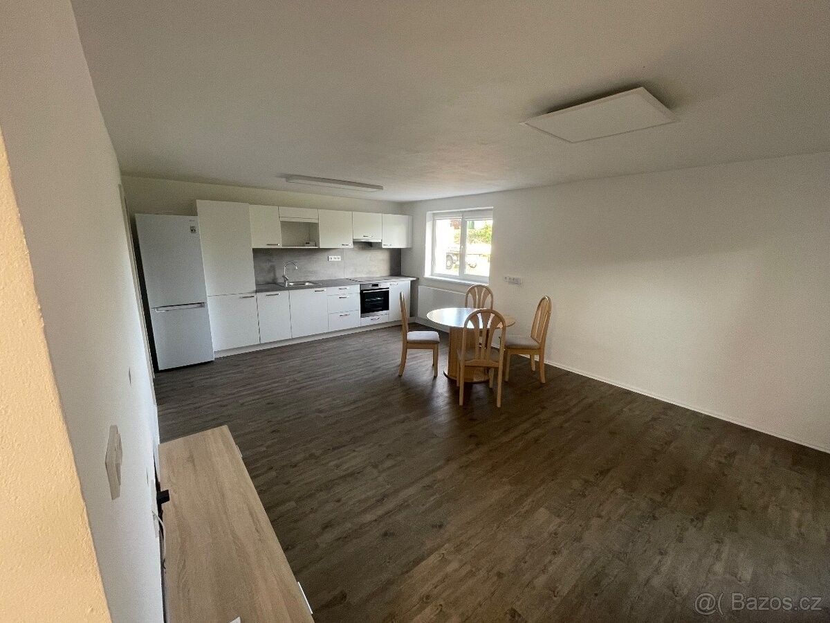 Pronájem byt - Dyjákovice, 671 26