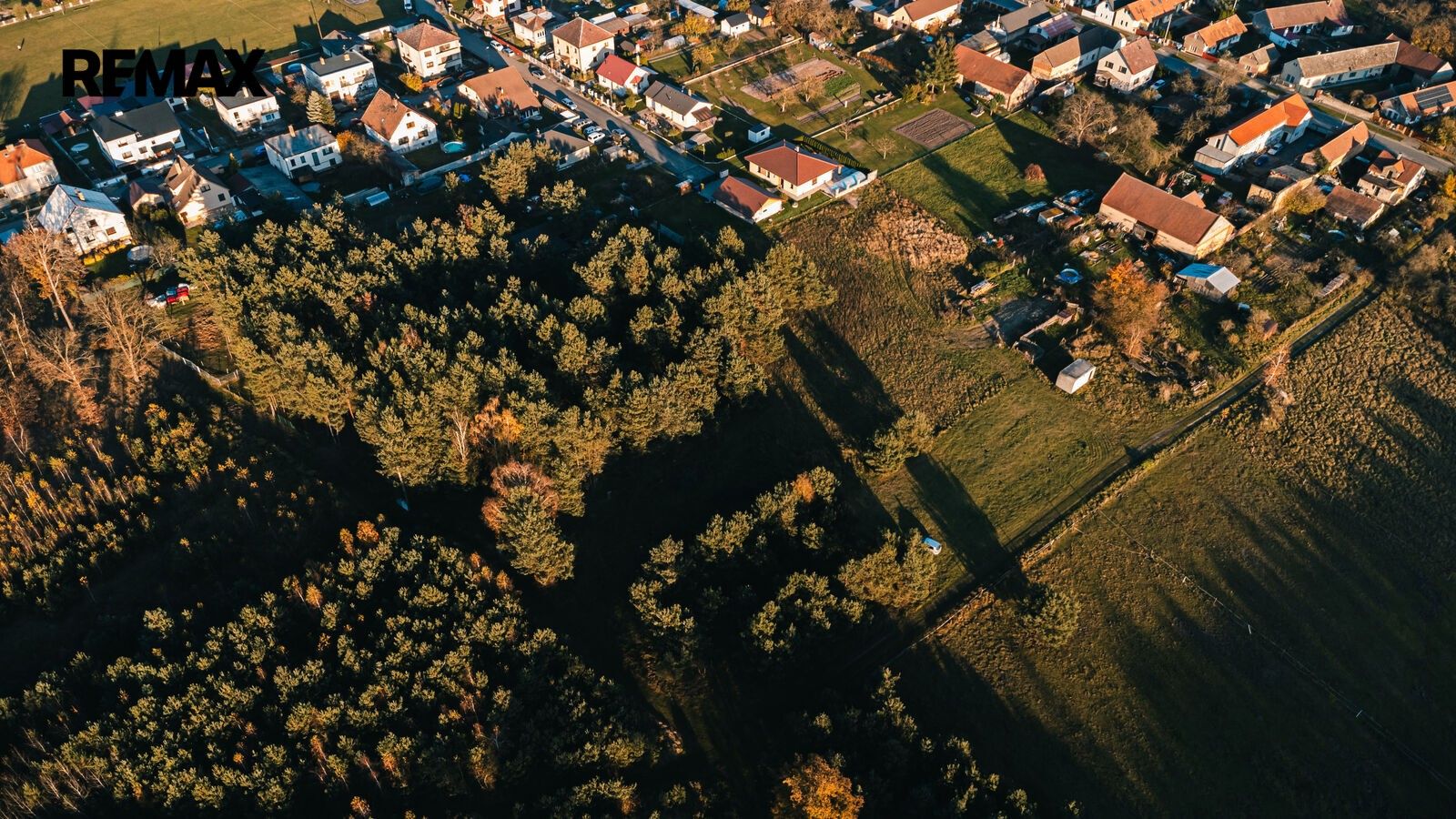 Pozemek pro bydlení · 1 892 m² · Bělušice - 3