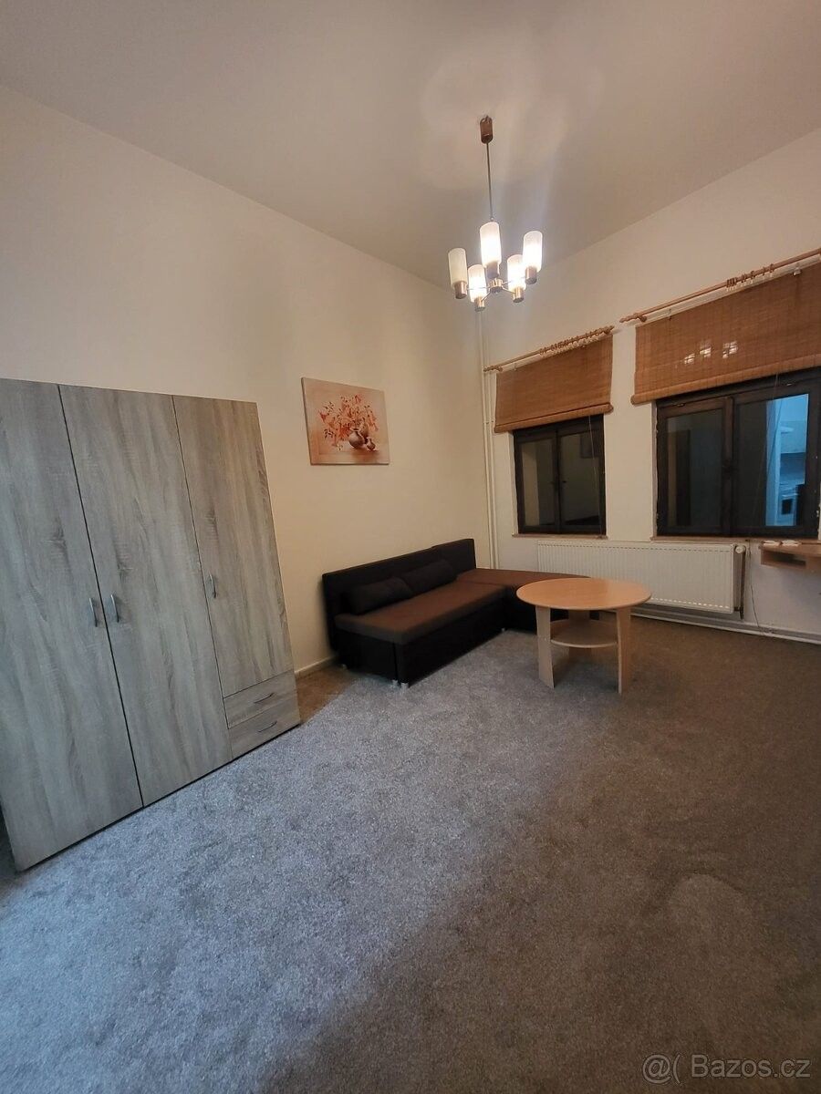 Pronájem byt - Česká Kamenice, 407 21