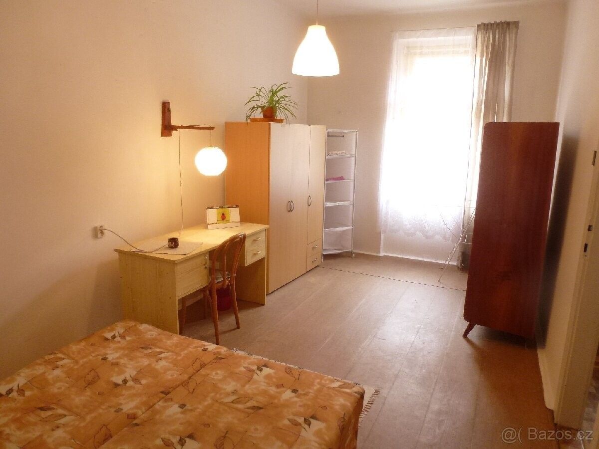 Byty, Praha, 150 00