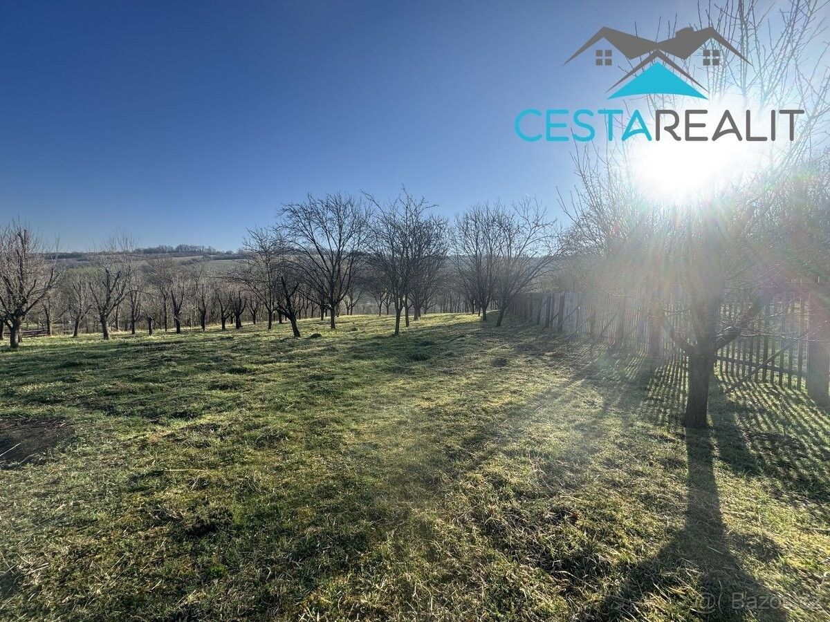 Pozemky pro bydlení, Blatnice pod Svatým Antonínkem, 696 71