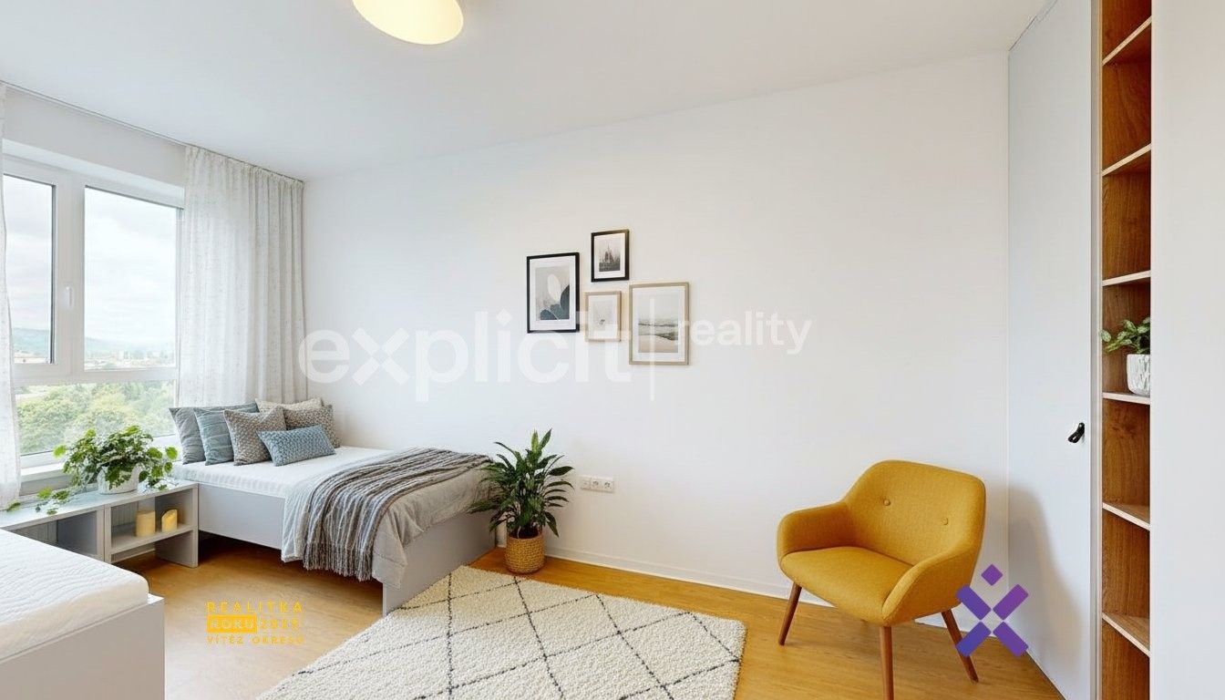 Pronájem byt 2+kk - Příčná, Otrokovice, 44 m² - 2