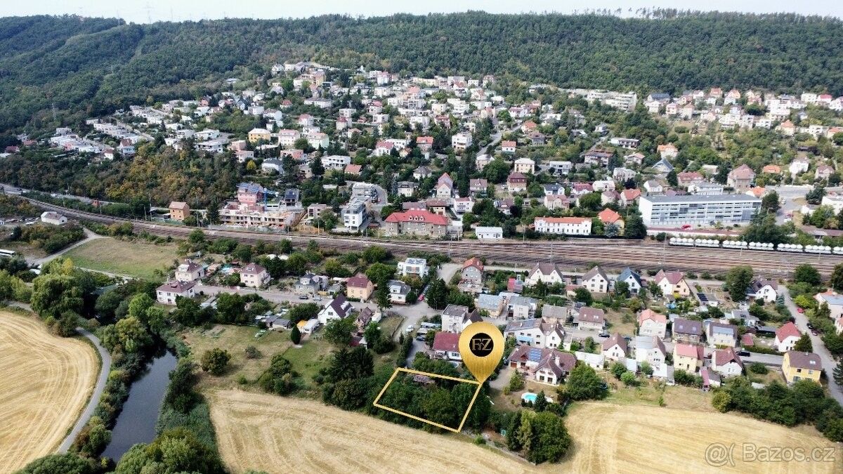 Prodej pozemek pro bydlení - Praha, 153 00