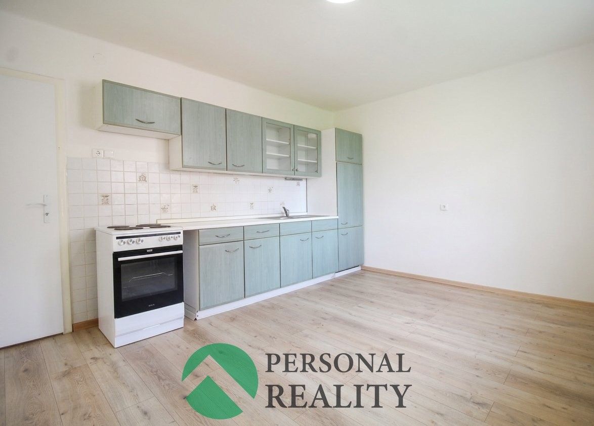 2+1, Zahradní, Horní Slavkov, 54 m²