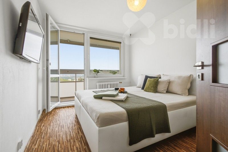Byt 4+1 · 81 m² · Jana Kříže 874, Most - 3