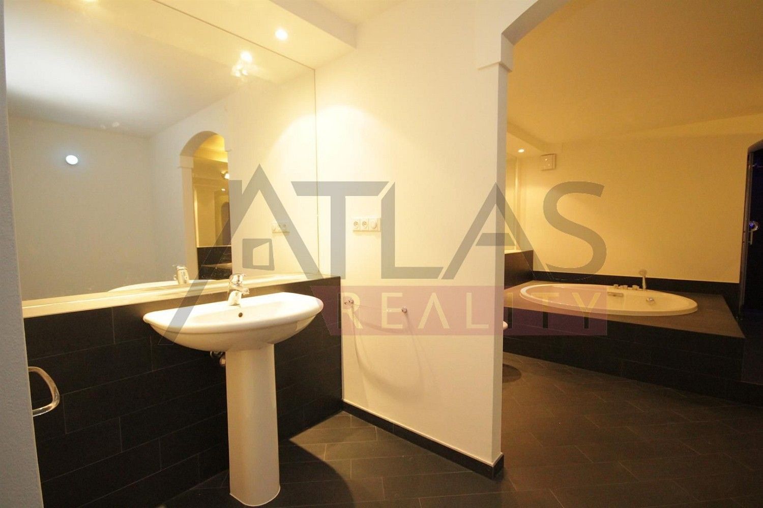 Byt 3+1 · 134 m² · Praha - Smíchov, okres Praha 5, Hlavní město Praha - 4