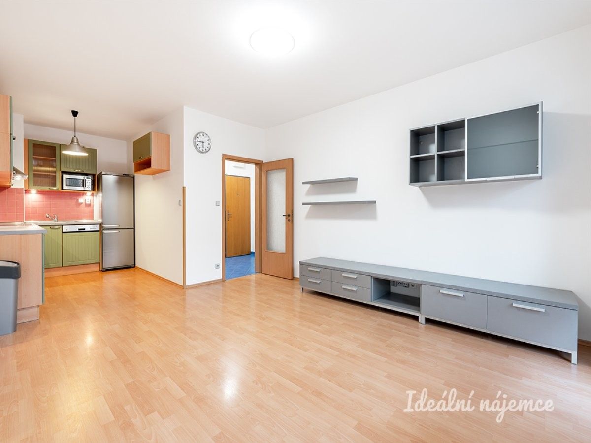 Byt 2+kk · 51 m² · Kováříkova, Praha - 4