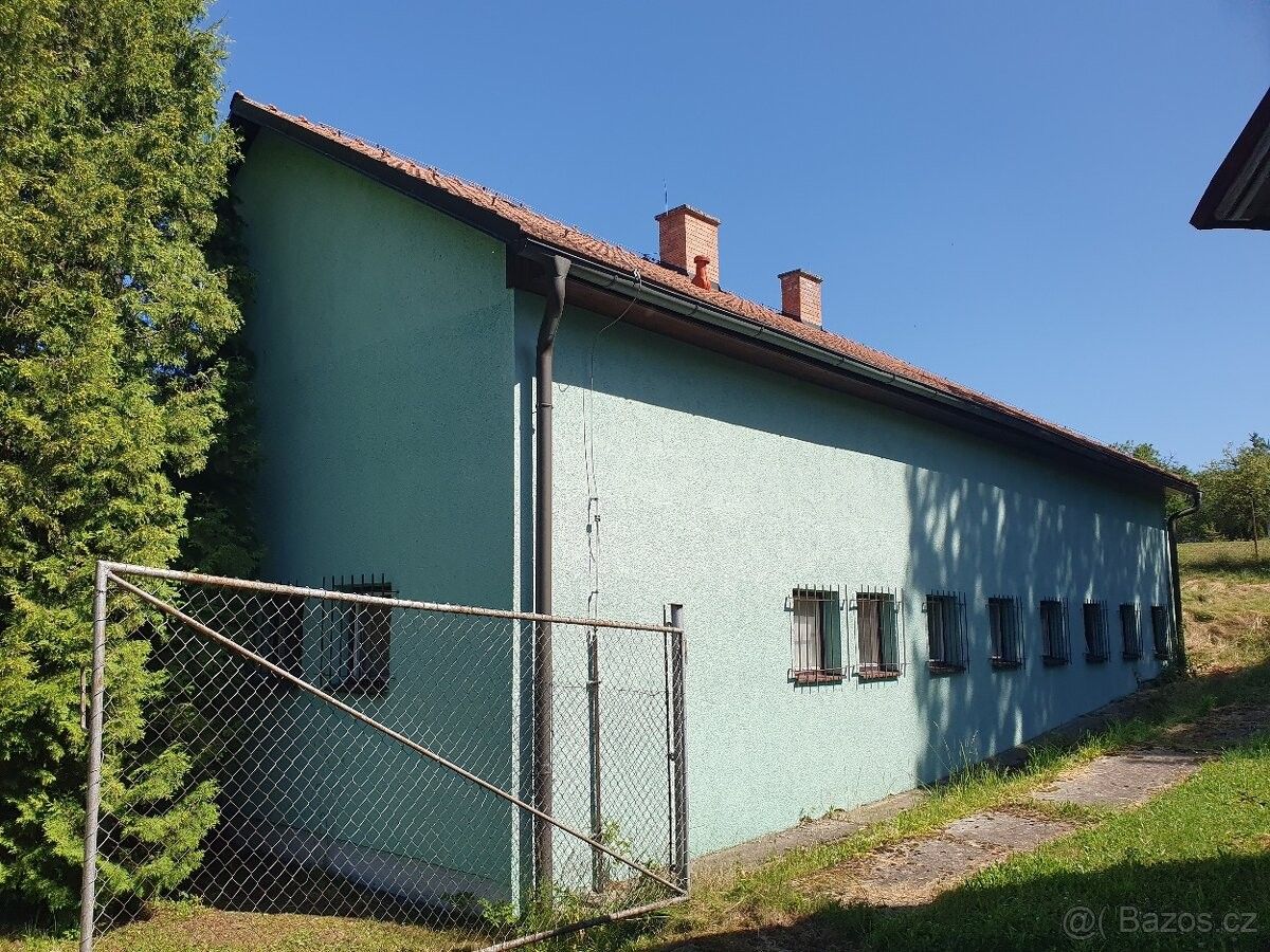 Prodej rodinný dům - Valašské Klobouky, 766 01