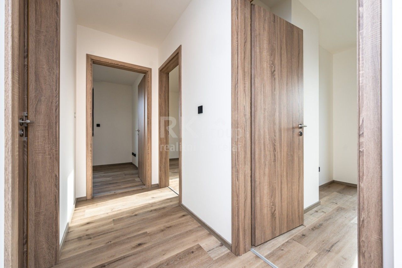 Rodinné domy, Záfortenská,Slaný,Slaný, 109 m² - 1