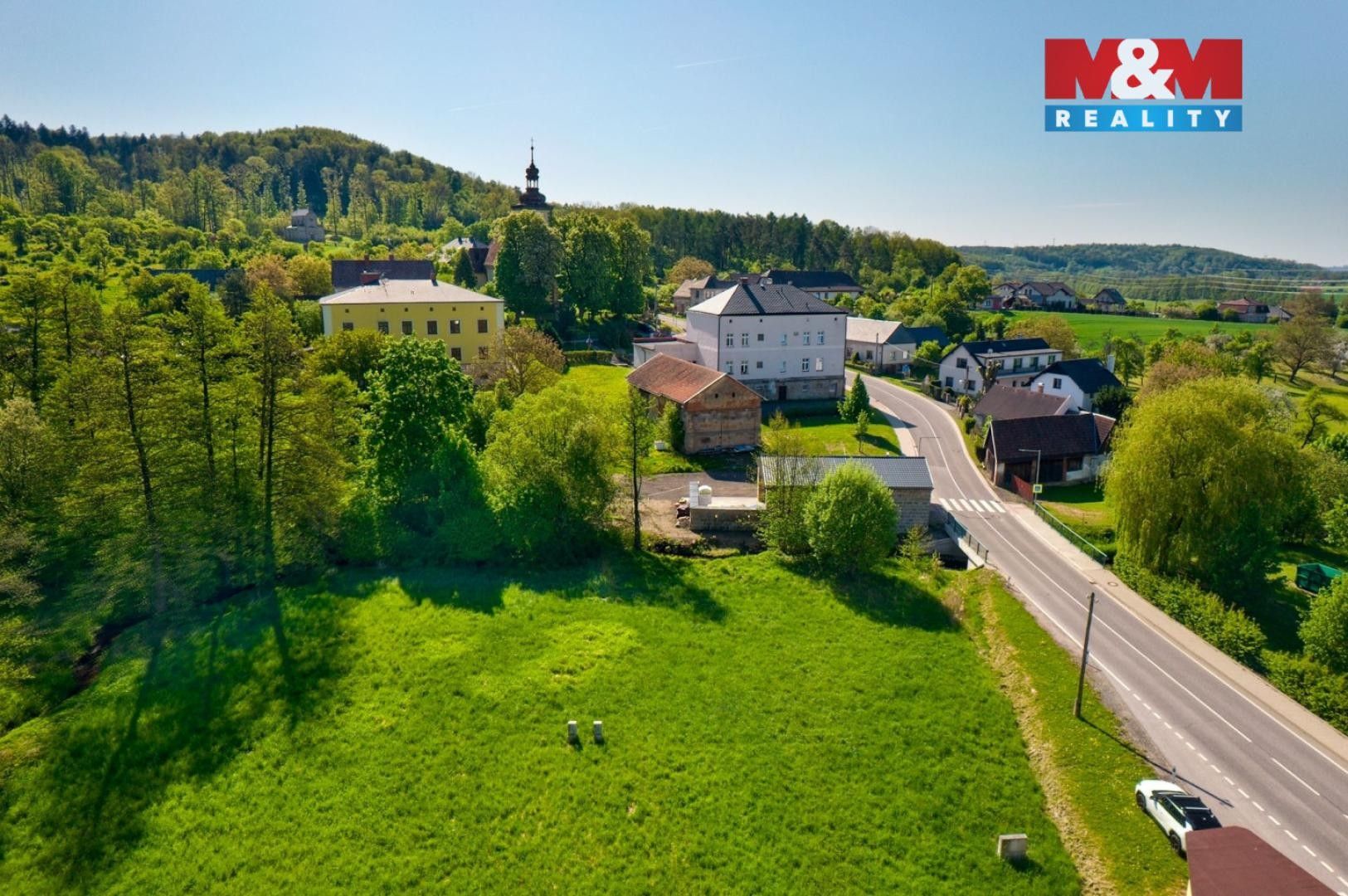 Prodej pozemek pro bydlení - Lanžov