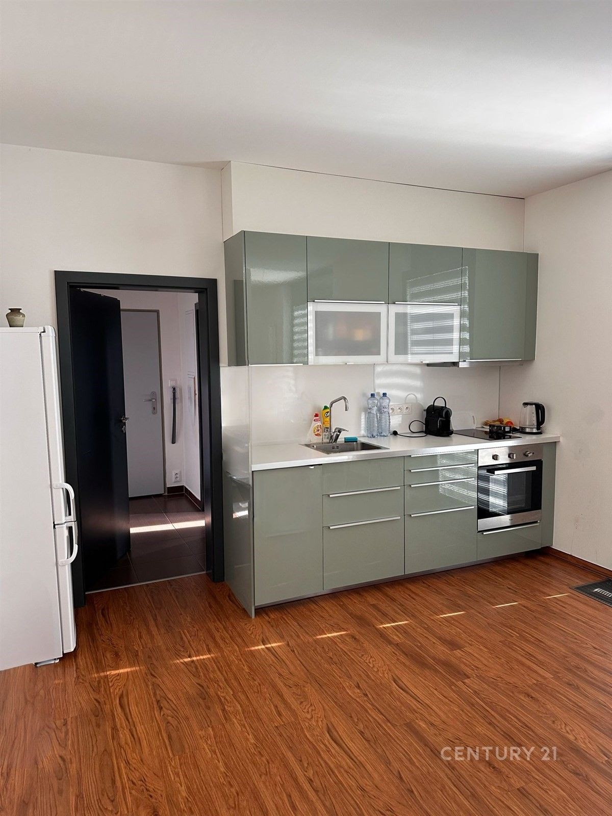 1+kk, Žitenická, Praha, 40 m²