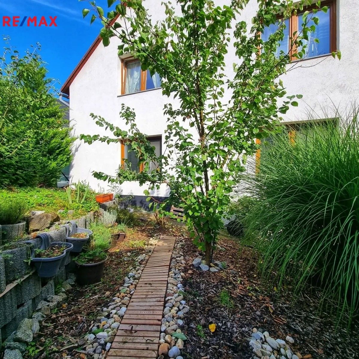 Rodinné domy, Okrouhlo, 263 m²