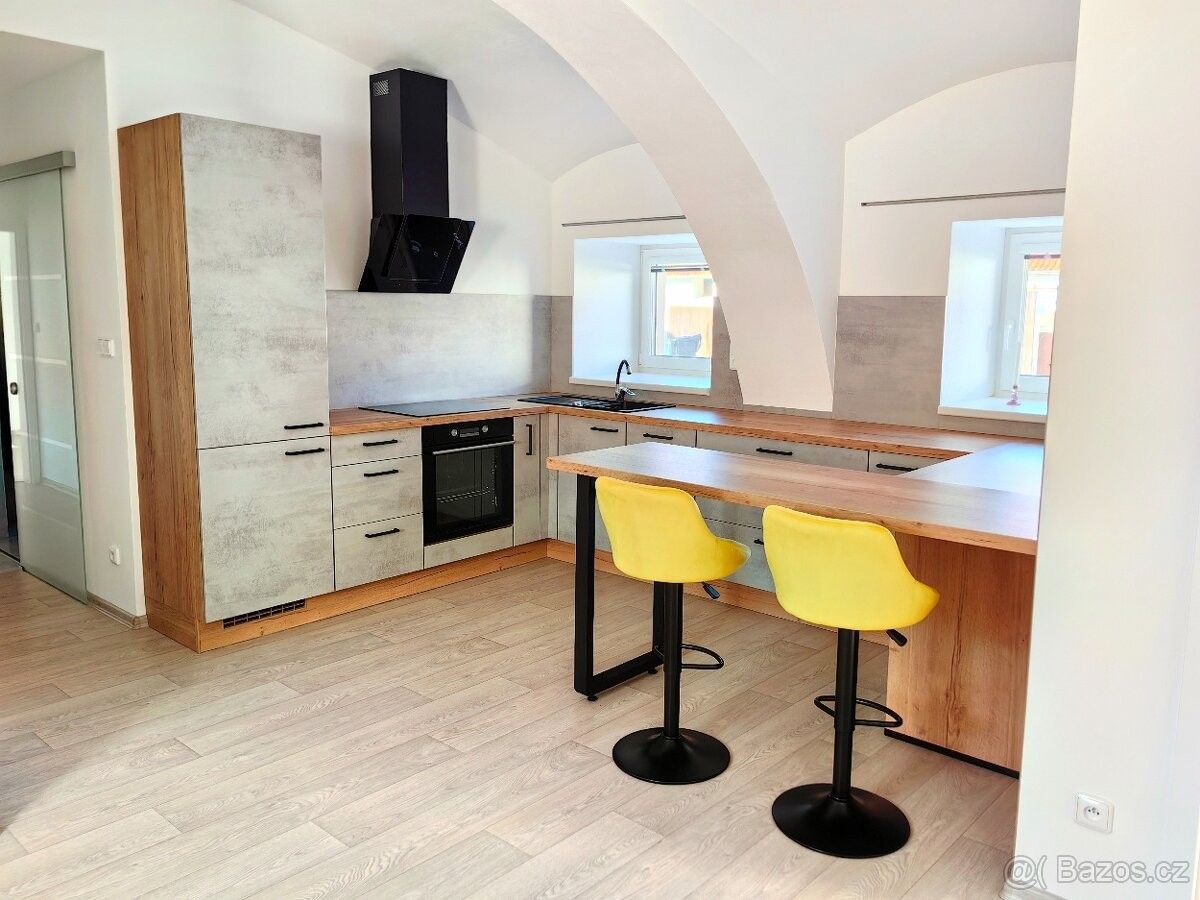 Pronájem byt - Rudolfov, 373 71