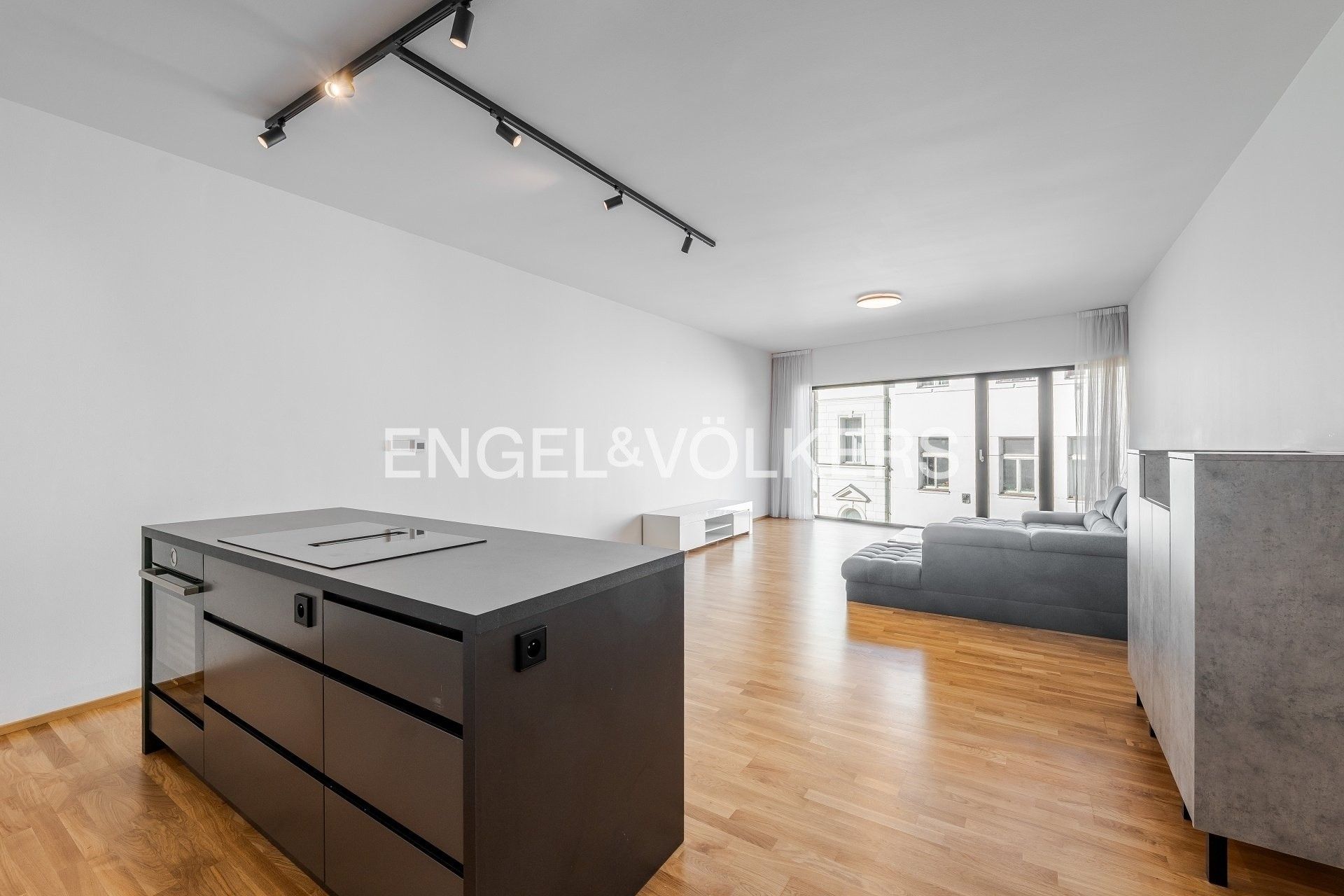 3+kk, Kmochova 3382, Praha Smíchov, 115 m² - 2
