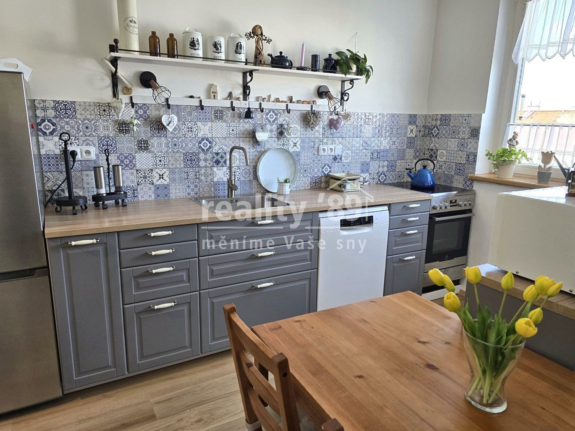 Prodej byt 3+1 - Biskupcova, Praha, 74 m² - 2