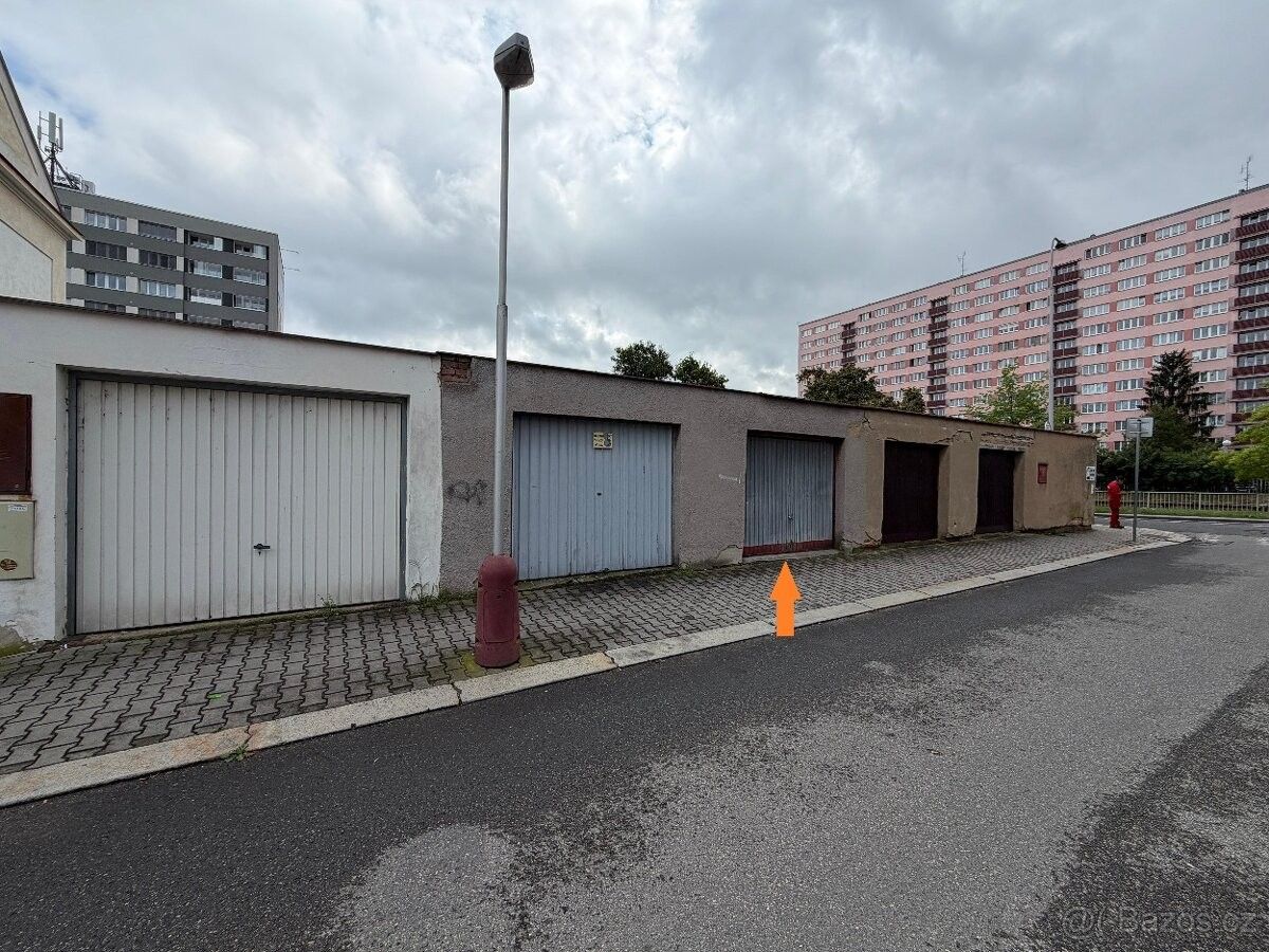 Garáže, Mladá Boleslav, 293 01 - 2