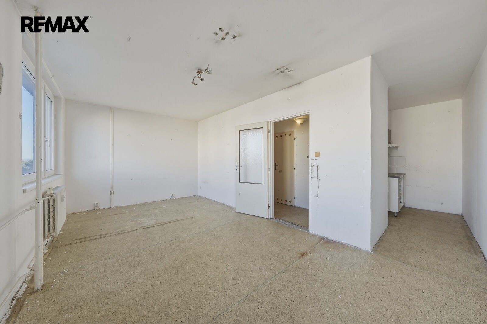 Prodej byt 1+kk - Dr. Václava Kůrky 2834, Žatec, 31 m² - 5