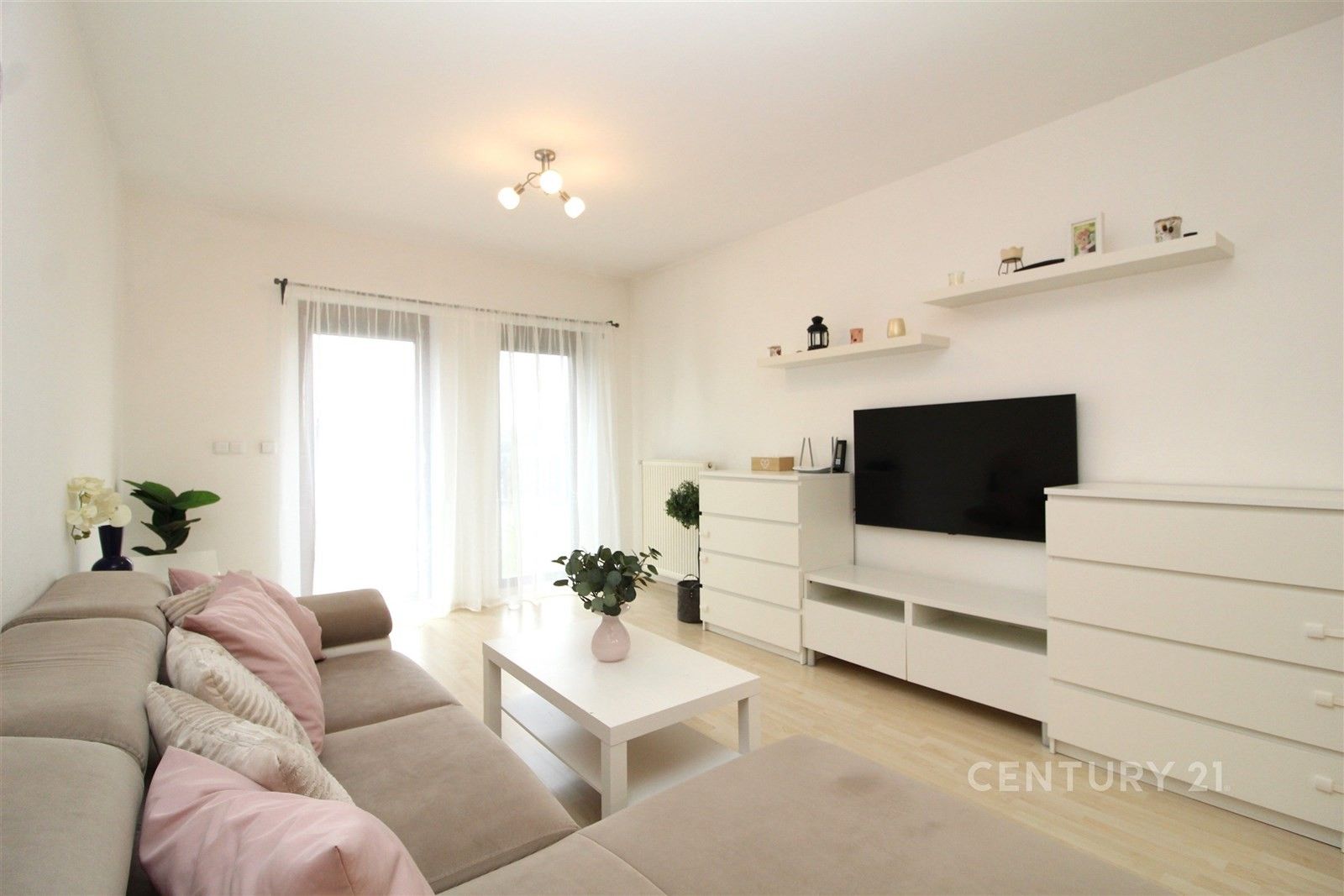 Prodej byt 3+kk - Jiráskova, Jinočany, 65 m²