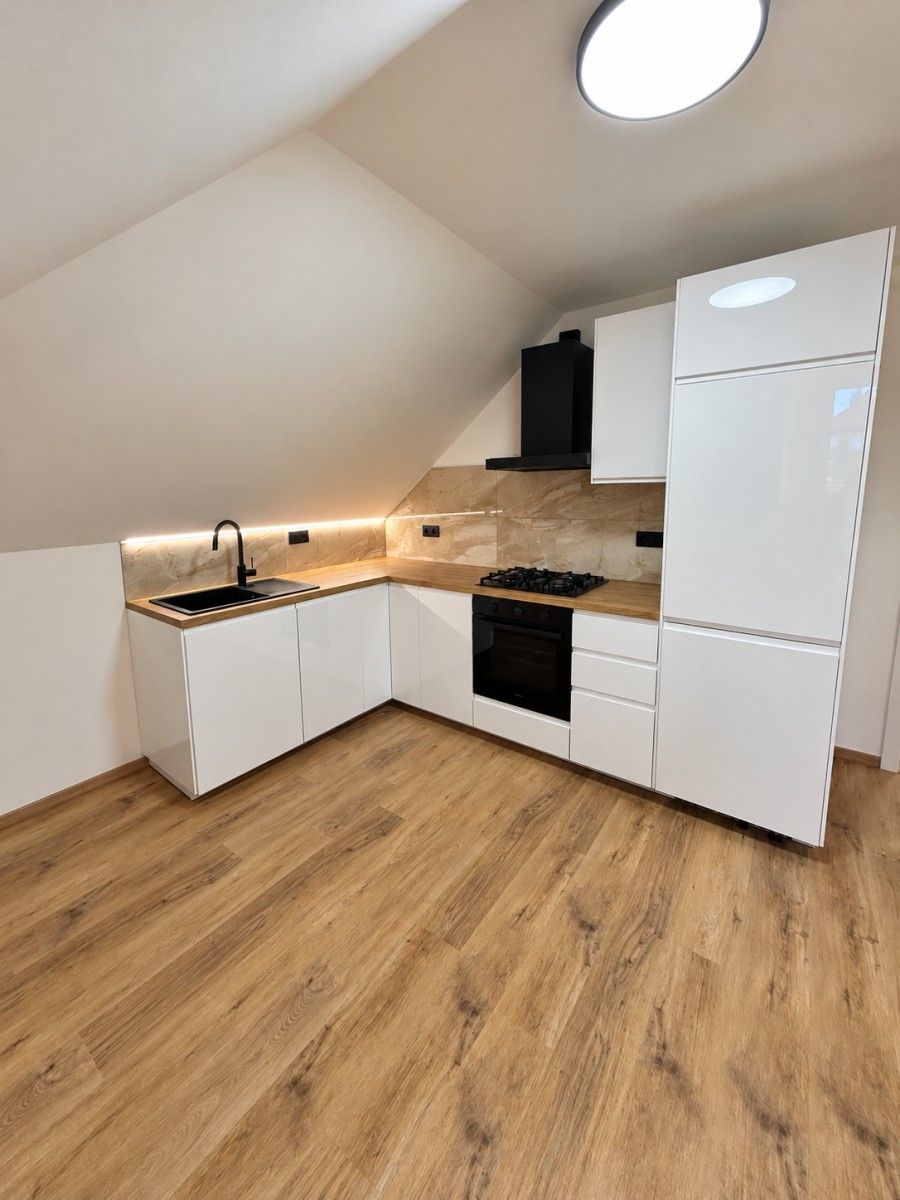 3+kk, Baarova, Praha - Michle, 77 m² - 1