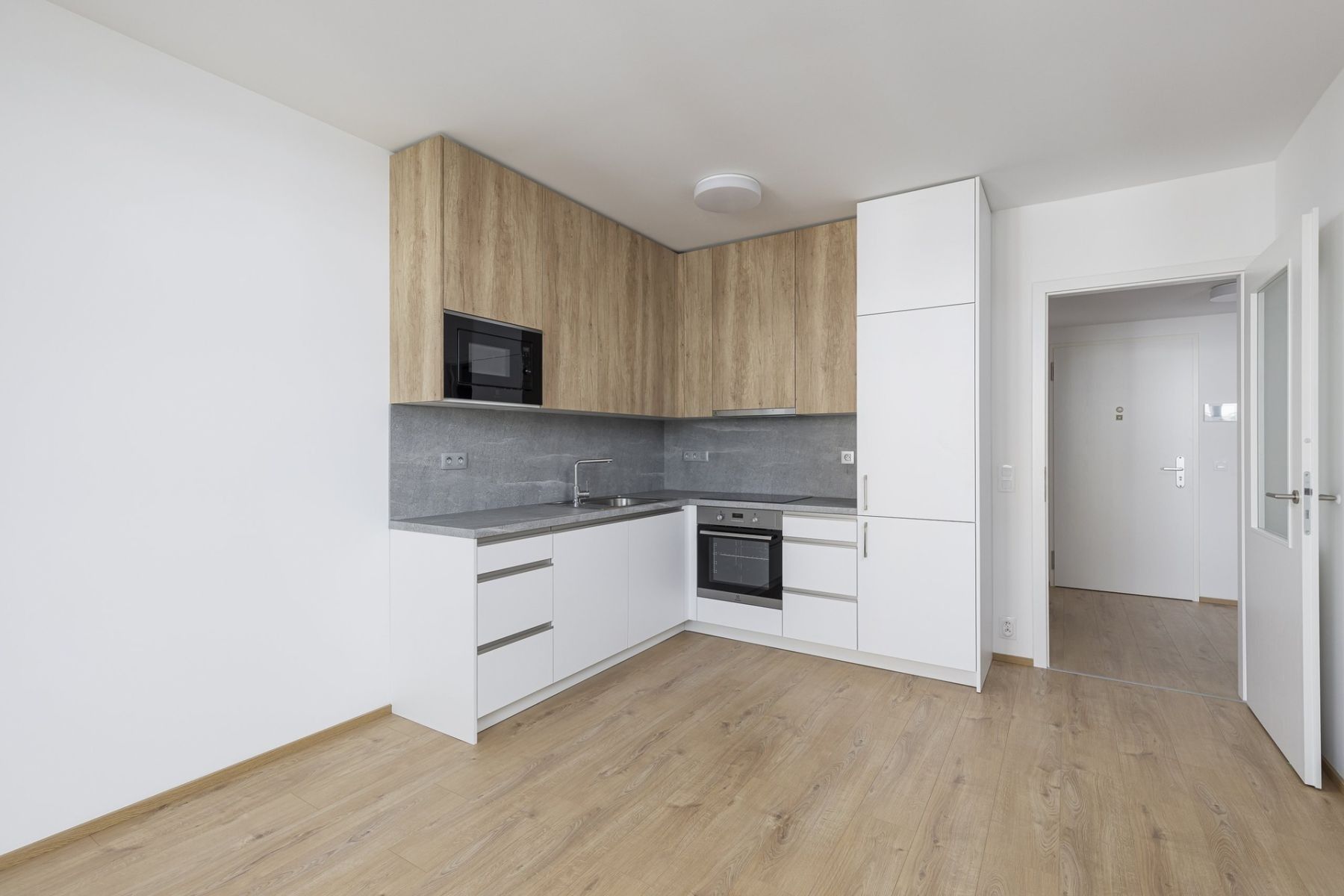 Pronájem byt 2+kk - Nebřenická, Praha - Chodov, 44 m² - 5