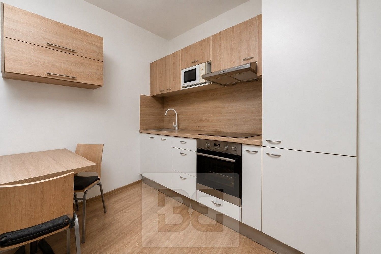 4+kk, Praha - Lochkov, okres Praha 16, Hlavní město Praha, 88 m² - 1