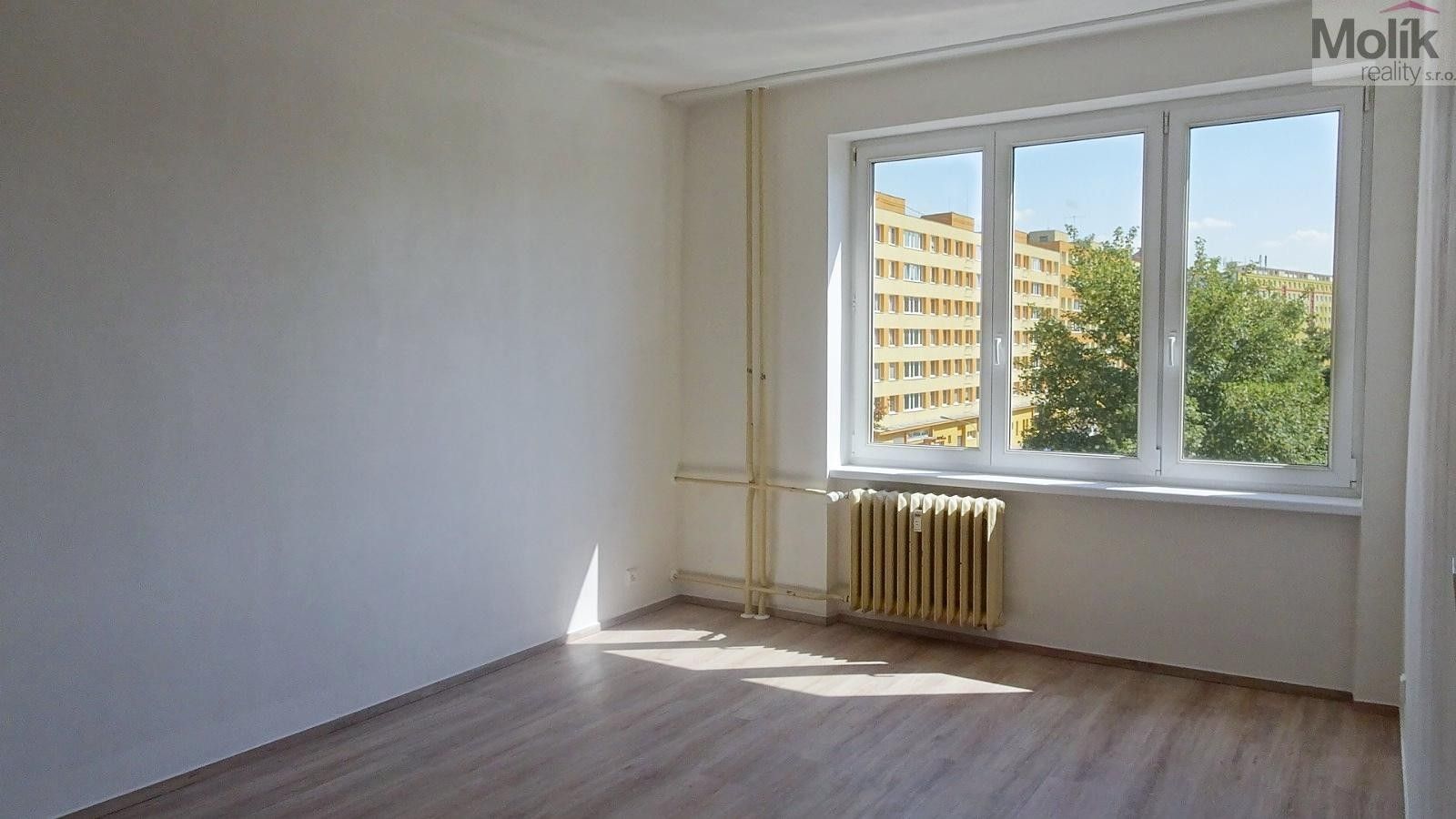 Pronájem byt 2+kk - M. G. Dobnera, Most, 54 m²