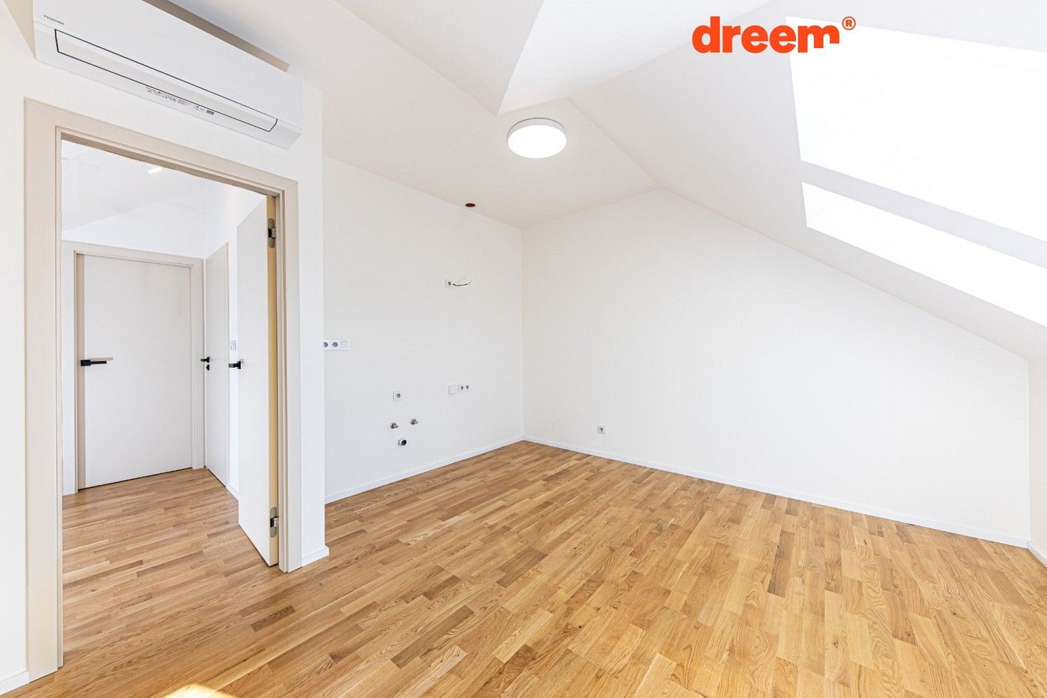 Prodej byt 2+kk - U radiály, Praha 10 - Štěrboholy, 38 m² - 5