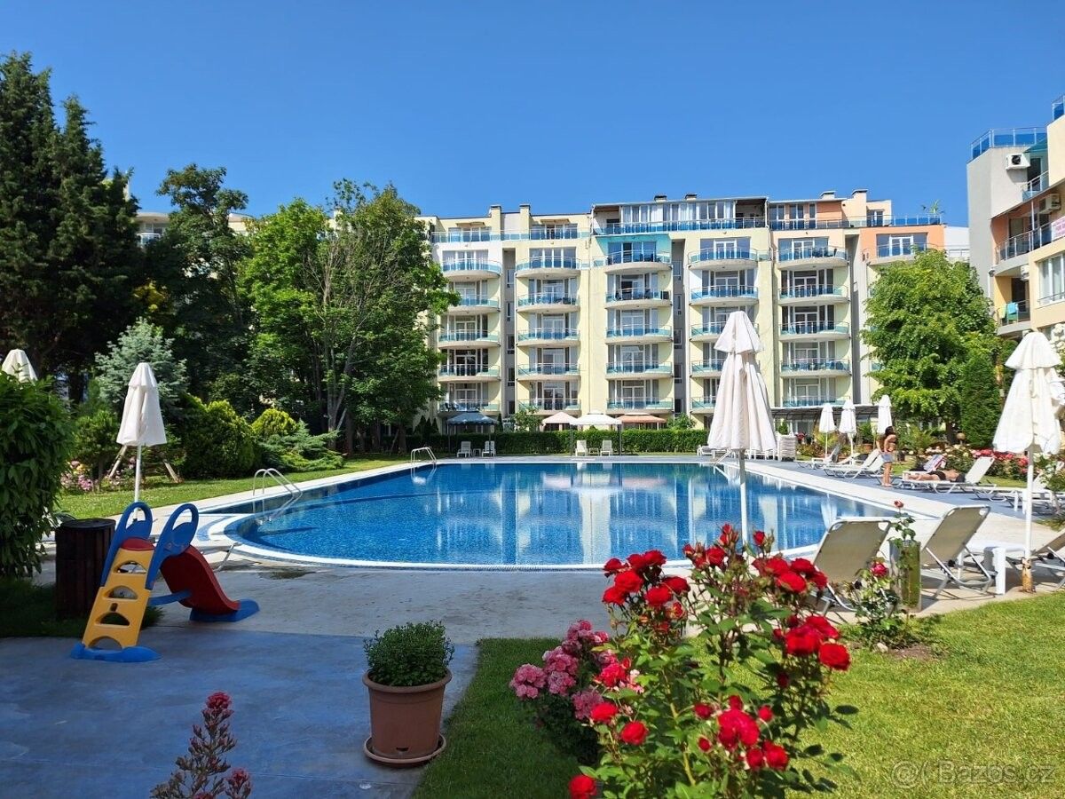 Byty, 987 66, Zahraničí