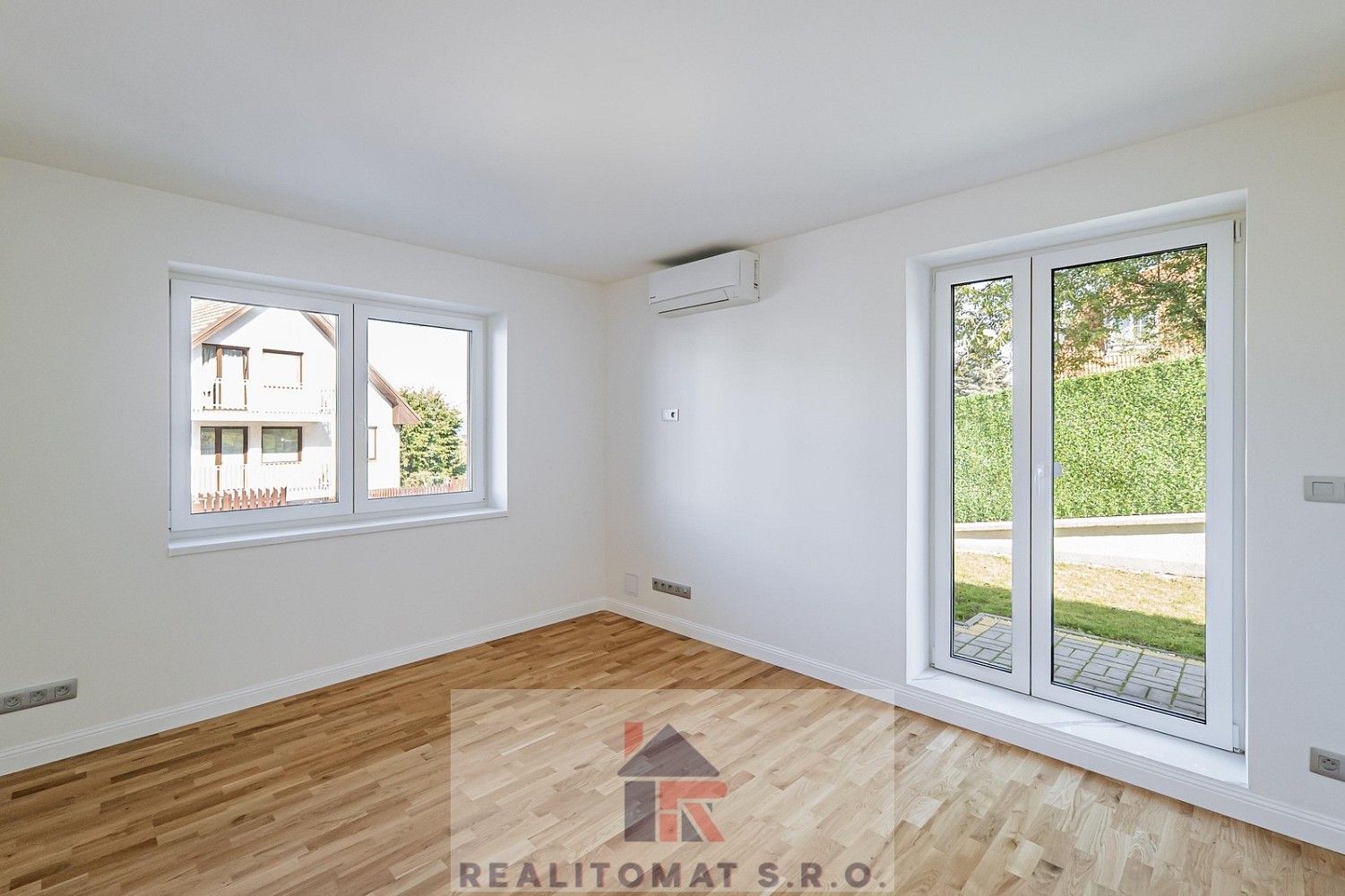 4+kk, Pod lesem, Praha 4 - Komořany, 266 m² - 2