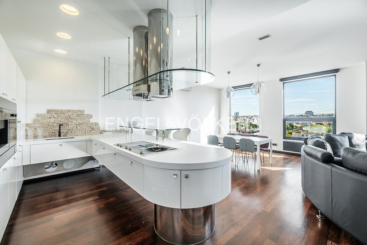 Pronájem byt 3+kk - Křížová, Praha, 288 m²