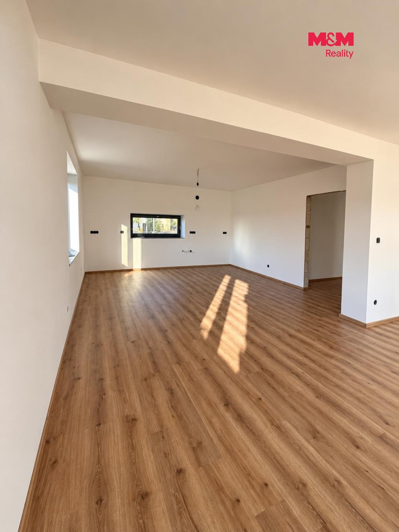 Prodej rodinný dům - Hudčice, 180 m² - 5